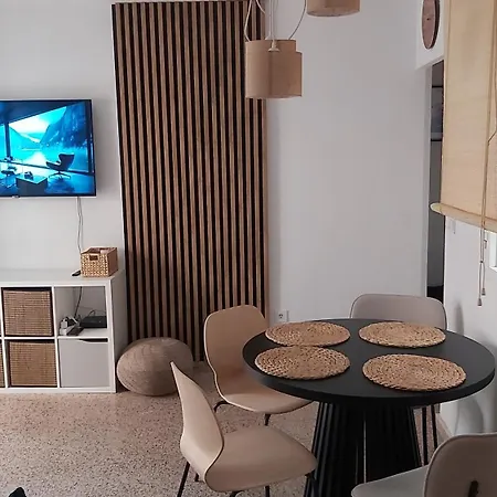 Cafe Del Mar Apartment *