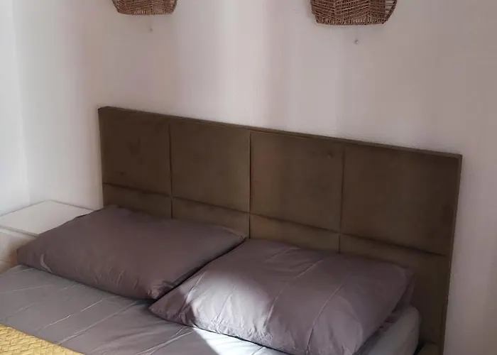 Cafe Del Mar Apartment *